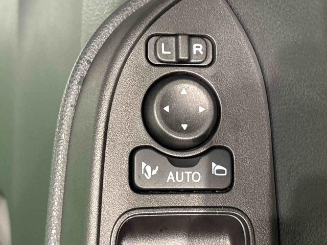 タントカスタムXLEDオートライト パワースライドドアウェルカムオープン機能 電動パーキングブレーキ 運転席助手席シートヒーター アルミホイール キーフリーシステム オート電動格納式ドアミラー 前後ブレーキサポート(広島県)の中古車