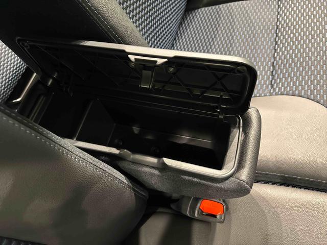 タントカスタムXLEDオートライト パワースライドドアウェルカムオープン機能 電動パーキングブレーキ 運転席助手席シートヒーター アルミホイール キーフリーシステム オート電動格納式ドアミラー 前後ブレーキサポート(広島県)の中古車