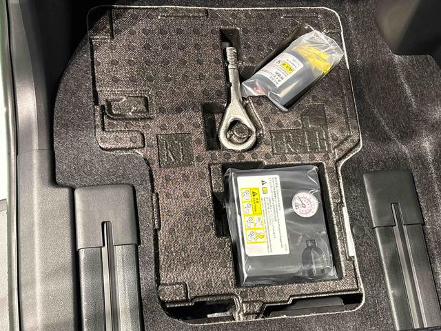 タントカスタムXLEDオートライト パワースライドドアウェルカムオープン機能 電動パーキングブレーキ 運転席助手席シートヒーター アルミホイール キーフリーシステム オート電動格納式ドアミラー 前後ブレーキサポート(広島県)の中古車
