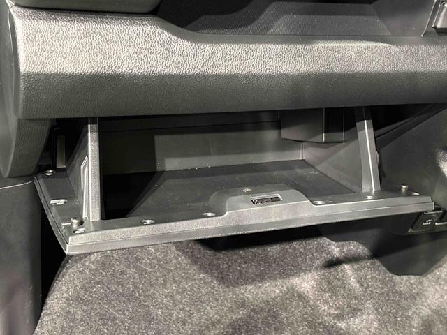 ムーヴＧ　新型ムーヴ入荷電動パーキング・オートホールド・左側電動スライドドア・キーフリー・プッシュスタート・シートヒーター・アルミホイール・エアバック・フォグランプ・ＬＥＤヘッドライト・シートリフター・パワーウィンドゥ（広島県）の中古車