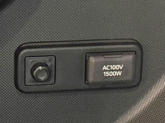 ロッキープレミアムＧ　ＨＥＶ　アクセサリーコンセント　シートヒーターＬＥＤヘッドランプ・フォグランプ　全車速追従機能付アダプティブクルーズコントロール　レーンキープコントロール　　１７インチアルミホイール　プッシュボタンスタート　キーフリーシステム（広島県）の中古車