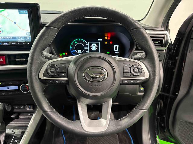ロッキープレミアムＧ　ＨＥＶ　アクセサリーコンセント　シートヒーターＬＥＤヘッドランプ・フォグランプ　全車速追従機能付アダプティブクルーズコントロール　レーンキープコントロール　　１７インチアルミホイール　プッシュボタンスタート　キーフリーシステム（広島県）の中古車