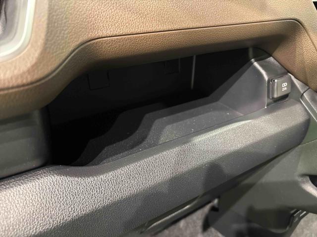 ムーヴＧ　左側パワースライドドア　電子パーキングブレーキＬＥＤオートハイビーム・フォグランプ　運転席シートリフター　アルミホイール　オートライト　プッシュボタンスタート　セキュリティアラーム　３６０°スーパーＵＶ＆ＩＲカットガラス　電子パーキングブレーキ（広島県）の中古車