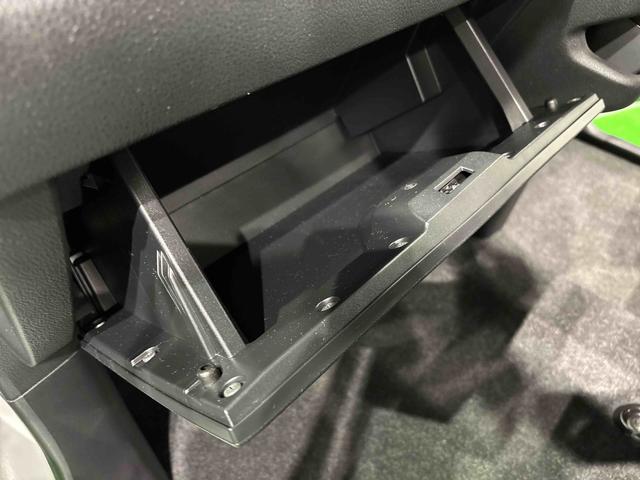 ムーヴＧ　左側パワースライドドア　電子パーキングブレーキＬＥＤオートハイビーム・フォグランプ　運転席シートリフター　アルミホイール　オートライト　プッシュボタンスタート　セキュリティアラーム　３６０°スーパーＵＶ＆ＩＲカットガラス　電子パーキングブレーキ（広島県）の中古車
