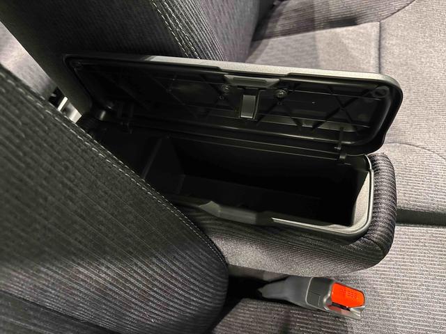 ムーヴＲＳＬＥＤオートライト・フォグランプ　電動パーキングブレーキ　プッシュボタンスタート　セキュリティアラーム　バックカメラ　両側パワースライドドアウエルカムオープン機能　オート電動格納式ドアミラー（広島県）の中古車