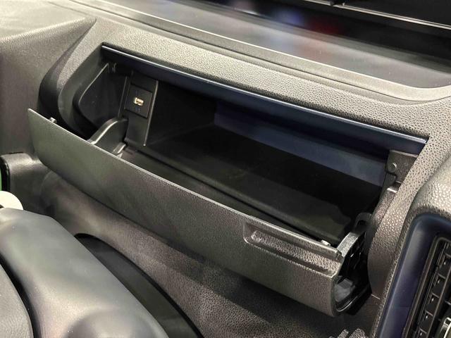 タントカスタムＲＳ　　９インチディスプレイオーディオ　バックカメラＬＥＤオートライト　パワースライドドアウェルカムオープン機能　オート電動格納式ドアミラー　助手席ロングスライド　助手席イージークローザー　アルミホイール　キーフリーシステム（広島県）の中古車
