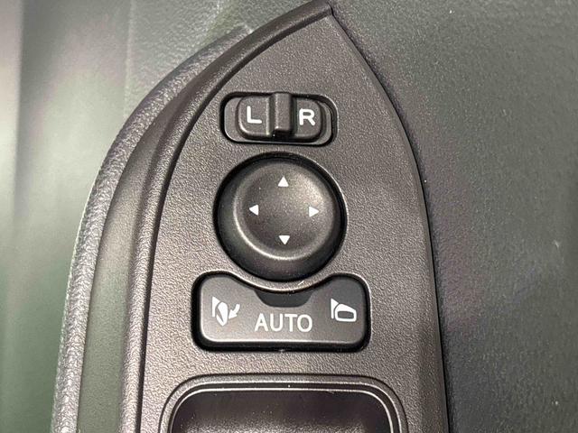 タントカスタムX バックカメラ付 電動パーキングブレーキLEDオートライト パワースライドドアウェルカムオープン機能 オート電動格納式ドアミラー 助手席ロングスライド 助手席イージークローザー アルミホイール キーフリーシステム(広島県)の中古車