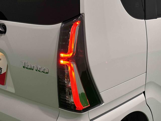 タントカスタムX バックカメラ付 電動パーキングブレーキLEDオートライト パワースライドドアウェルカムオープン機能 オート電動格納式ドアミラー 助手席ロングスライド 助手席イージークローザー アルミホイール キーフリーシステム(広島県)の中古車