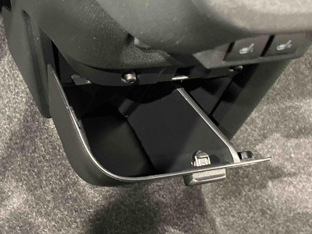 ムーヴキャンバスストライプスG 両側電動スライドドア 衝突回避支援システムLEDヘッドライト LEDフォグランプ オートライト オートエアコン アダプティブドライビングビーム プッシュスタート 両側電動スライドドア 電子パーキング 運転席助手席シートヒーター シートリフター(広島県)の中古車