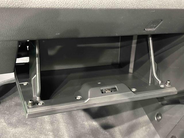 ハイゼットトラックスタンダード 4WDハロゲンヘッドランプ トップシェイドガラス 運転席バニティミラー AM・FMラジオ マニュアルエアコン ガードフレーム スペアタイヤ(広島県)の中古車