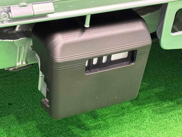 ハイゼットトラックスタンダード 4WDハロゲンヘッドランプ トップシェイドガラス 運転席バニティミラー AM・FMラジオ マニュアルエアコン ガードフレーム スペアタイヤ(広島県)の中古車