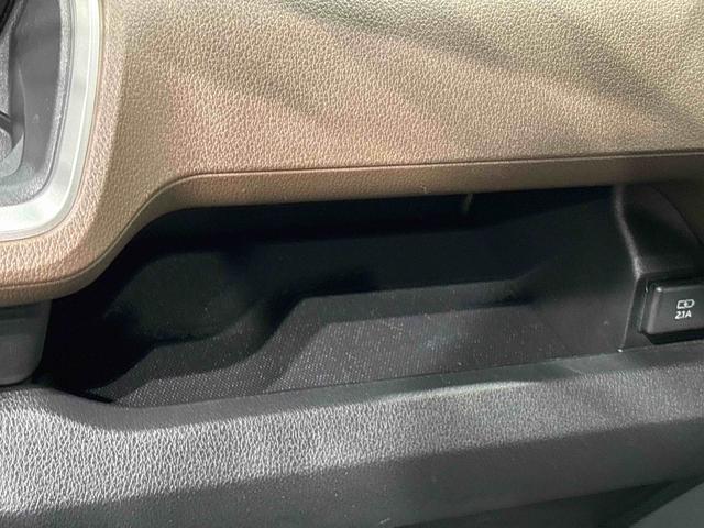 ムーヴRS ターボ車 バックモニター対応カメラ アルミホイールLEDオートライト・フォグランプ 電動パーキングブレーキ プッシュボタンスタート セキュリティアラーム バックカメラ 両側パワースライドドアウエルカムオープン機能 オート電動格納式ドアミラー(広島県)の中古車