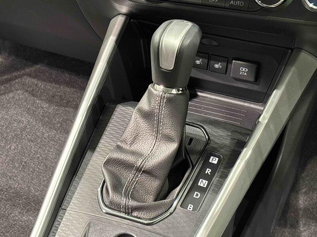 ロッキープレミアムG HEVLEDヘッドランプ・フォグランプ 全車速追従機能付アダプティブクルーズコントロール レーンキープコントロール 17インチアルミホイール シートヒーター(広島県)の中古車