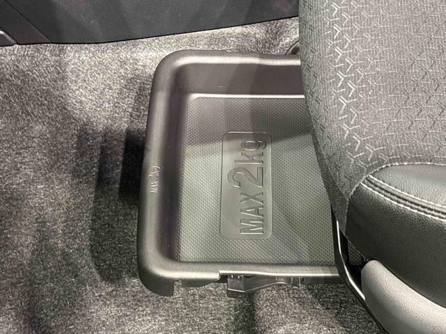 ロッキープレミアムG HEVLEDヘッドランプ・フォグランプ 全車速追従機能付アダプティブクルーズコントロール レーンキープコントロール 17インチアルミホイール シートヒーター(広島県)の中古車