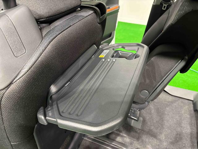 タントファンクロスターボ バックカメラ付 電動パーキングブレーキLEDオートライト パワースライドドアウェルカムオープン機能 オート電動格納式ドアミラー 助手席ロングスライド 助手席イージークローザー アルミホイール キーフリーシステム(広島県)の中古車
