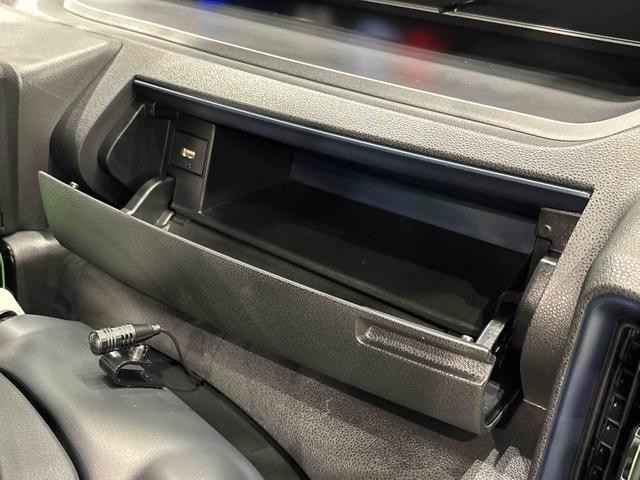 タントカスタムRS ナビ バックモニター 電動パーキングブレーキLEDオートライト パワースライドドアウェルカムオープン機能 オート電動格納式ドアミラー 助手席ロングスライド 助手席イージークローザー アルミホイール キーフリーシステム(広島県)の中古車