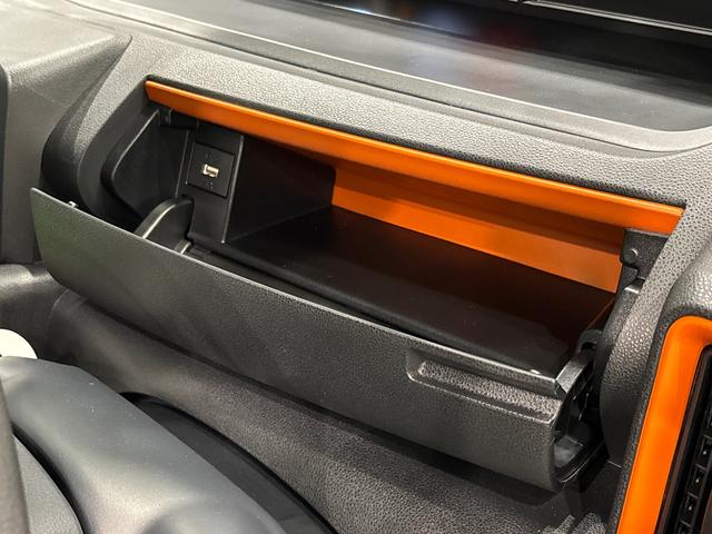 タントファンクロス バックモニター対応 電動パーキングブレーキLEDオートライト パワースライドドアウェルカムオープン機能 オート電動格納式ドアミラー 助手席ロングスライド 助手席イージークローザー アルミホイール キーフリーシステム(広島県)の中古車