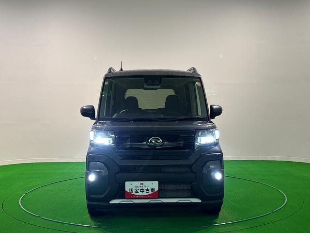 タントファンクロス バックモニター対応 電動パーキングブレーキLEDオートライト パワースライドドアウェルカムオープン機能 オート電動格納式ドアミラー 助手席ロングスライド 助手席イージークローザー アルミホイール キーフリーシステム(広島県)の中古車