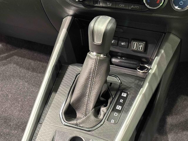 ロッキープレミアムG HEV LEDヘッドライト シートヒーターLEDヘッドランプ・フォグランプ 全車速追従機能付アダプティブクルーズコントロール レーンキープコントロール ブラインドスポットモニター 17インチアルミホイール シートヒーター(広島県)の中古車