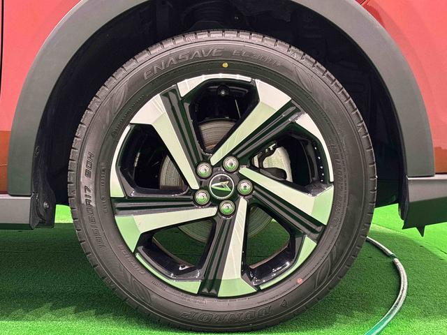 ロッキープレミアムG HEV LEDヘッドライト シートヒーターLEDヘッドランプ・フォグランプ 全車速追従機能付アダプティブクルーズコントロール レーンキープコントロール ブラインドスポットモニター 17インチアルミホイール シートヒーター(広島県)の中古車