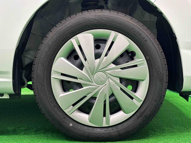 ミライースX SAIII LEDヘッドライト コーナーセンサーセキュリティアラーム 14インチフルホイールキャップ キーレスエントリー 電動格納式ドアミラー ショツピングフック マニュアルエアコン(広島県)の中古車