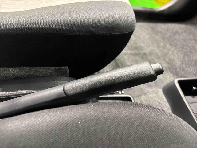 ミライースX SAIII LEDヘッドライトLEDヘッドランプ セキュリティアラーム コーナーセンサー 14インチフルホイールキャップ キーレスエントリー 電動格納式ドアミラー ショツピングフック マニュアルエアコン(広島県)の中古車