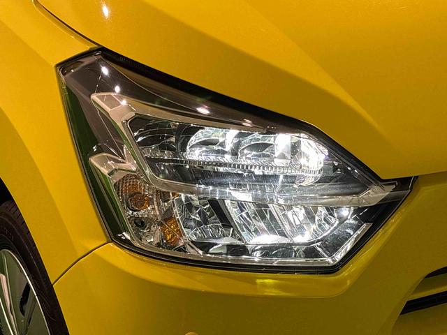 ミライースX SAIII LEDヘッドライトLEDヘッドランプ セキュリティアラーム コーナーセンサー 14インチフルホイールキャップ キーレスエントリー 電動格納式ドアミラー ショツピングフック マニュアルエアコン(広島県)の中古車