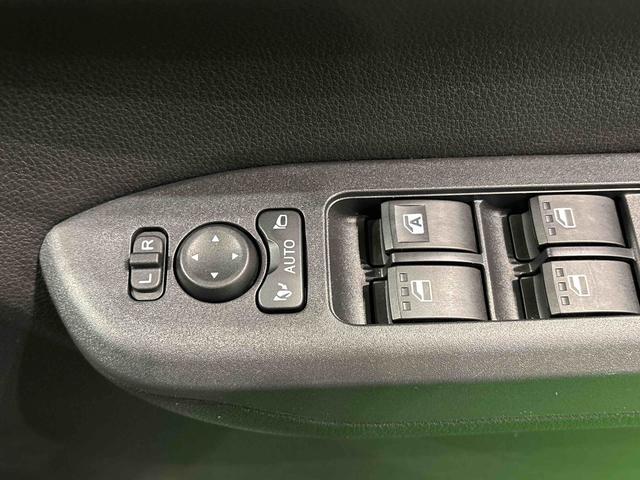 ムーヴRS バックモニター 電動スライドドア 電動格納ドアミラーLEDオートライト・フォグランプ 電動パーキングブレーキ プッシュボタンスタート セキュリティアラーム バックカメラ オート電動格納式ドアミラー(広島県)の中古車