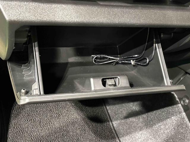 ジムニーXC ナビゲーション バックカメラ後カメラ WエアB スマートキープッシュスタート フリーキー ブルートゥース パートタイム4WD 横滑り防止機能 シートヒーター付き LEDヘッドライ 衝突安全ボディ ETC車載器 エアバック アルミ(広島県)の中古車