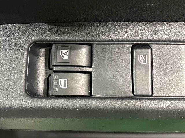 ハイゼットカーゴDX 4WD オートライト リヤスモークガラス キーレス手引き式サイドブレーキ トップシェイドガラス オーバーヘッドシェルフ リヤワイパー スペアタイヤ AMFMラジオ オートライト アイドリングストップ 次世代スマートアシスト(広島県)の中古車