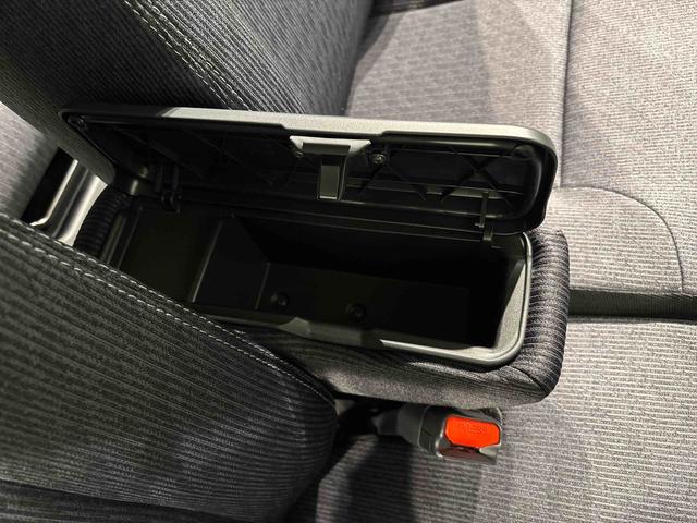 ムーヴG 新型ムーヴ入荷電動パーキングブレーキ スマアシ LEDオートライト・フォグランプ 電動パーキングブレーキ プッシュボタンスタート セキュリティアラーム バックカメラ オート電動格納式ドアミラー(広島県)の中古車