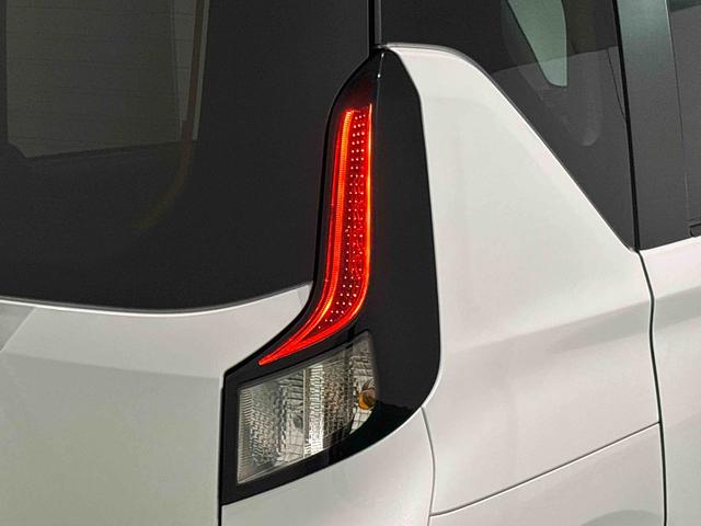 ムーヴG 新型ムーヴ入荷電動パーキングブレーキ スマアシ LEDオートライト・フォグランプ 電動パーキングブレーキ プッシュボタンスタート セキュリティアラーム バックカメラ オート電動格納式ドアミラー(広島県)の中古車