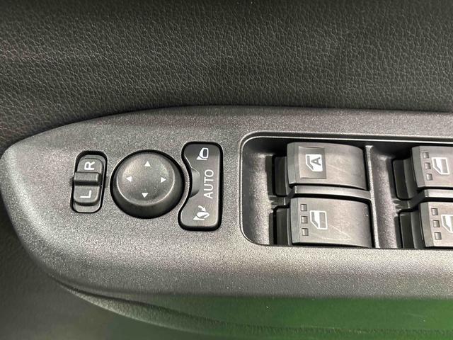 ムーヴG 左側パワースライドドア 電子パーキングブレーキLEDオートハイビーム・フォグランプ 運転席シートリフター アルミホイール オートライト プッシュボタンスタート セキュリティアラーム スーパーUV&IRカットガラス 電動パーキングブレーキ(広島県)の中古車