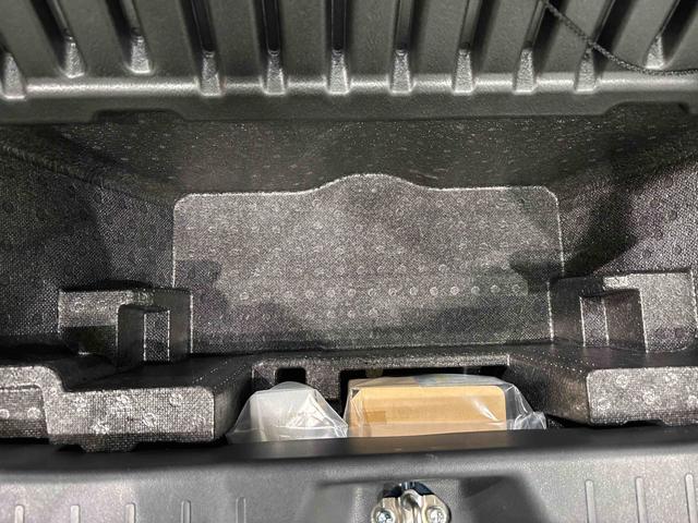 ムーヴカスタム　ＲＳ　ハイパーリミテッドＳＡIII　ナビ　ＥＴＣワンオーナー車　パノラミックビューモニター　ＢＬＵＥＴＯＯＴＨ　ベンチシート　盗難防止装置　電動格納ミラー　フロントカメラ　オートハイビーム　キーレス　サイドカメラ　ドラレコ　ＡＢＳ　アルミホイール（広島県）の中古車