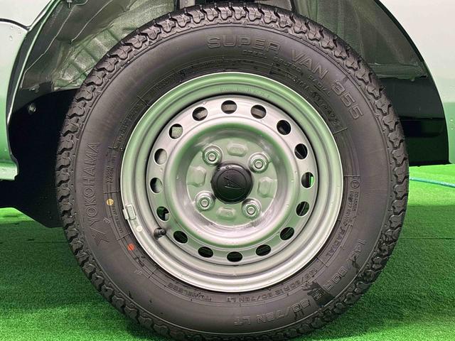 ハイゼットトラックスタンダード 4WD AM/FMラジオ スペアタイヤハロゲンヘッドランプ マニュアルレベリング機能付きオートライト マニュアルエアコン ガードフレーム サイドアンダーミラー付きドアミラー 電動パワーステアリング ヘッドランプ自動消灯システム(広島県)の中古車