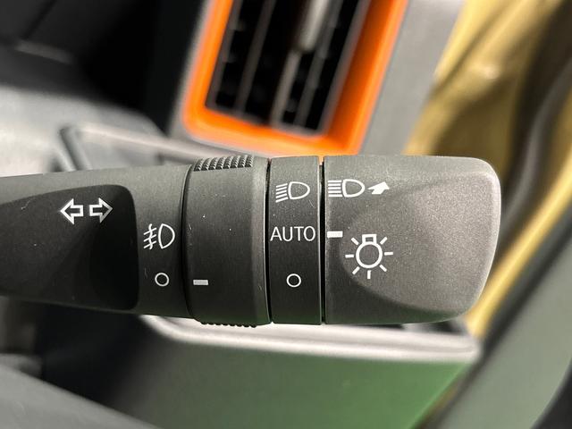 タントファンクロスLEDオートライト パワースライドドアウェルカムオープン機能 オート電動格納式ドアミラー 助手席ロングスライド 助手席イージークローザー アルミホイール キーフリーシステム(広島県)の中古車