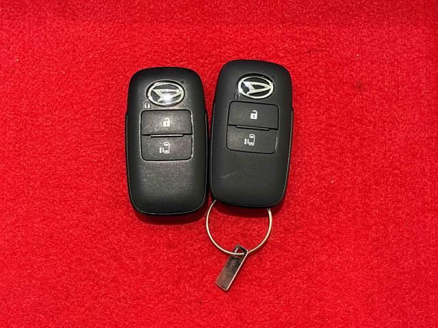 タントＸＬＥＤオートライト　パワースライドドアウェルカムオープン機能　電動パーキングブレーキ　運転席助手席シートヒーター　　フルホイールキャツプ　キーフリーシステム　　オート電動格納式ドアミラー（広島県）の中古車