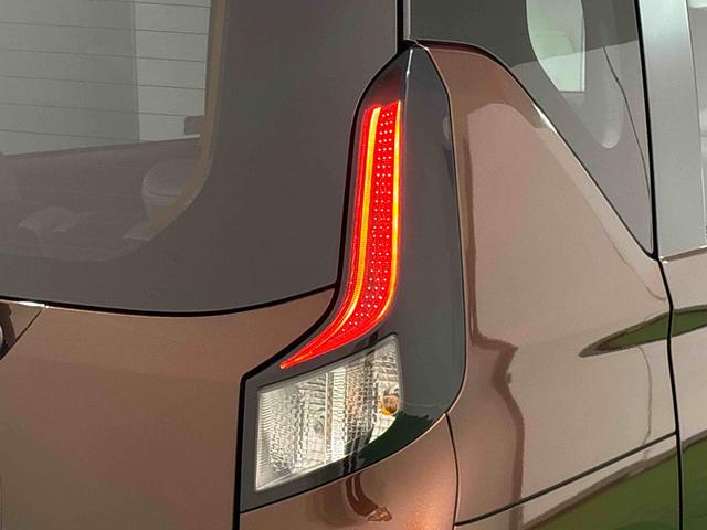 ムーヴＸＬＥＤオートライト　パワースライドドアウェルカムオープン機能　電動格納式ドアミラー　助手席ロングスライド　助手席イージークローザー　　セキュリティアラーム　キーフリーシステム（広島県）の中古車