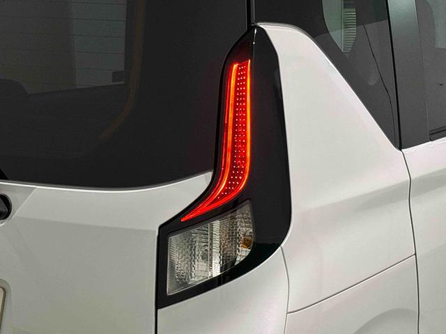 ムーヴＲＳ　電子パーキング　両側電動スライド　オートクルーズＬＥＤオートライト・フォグランプ　電動パーキングブレーキ　プッシュボタンスタート　セキュリティアラーム　バックカメラ　両側パワースライドドアウエルカムオープン機能　オート電動格納式ドアミラー（広島県）の中古車