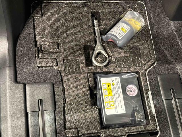 タントファンクロスターボLEDオートライト パワースライドドアウェルカムオープン機能 電動パーキングブレーキ 運転席助手席シートヒーター アルミホイール キーフリーシステム オート電動格納式ドアミラー(広島県)の中古車