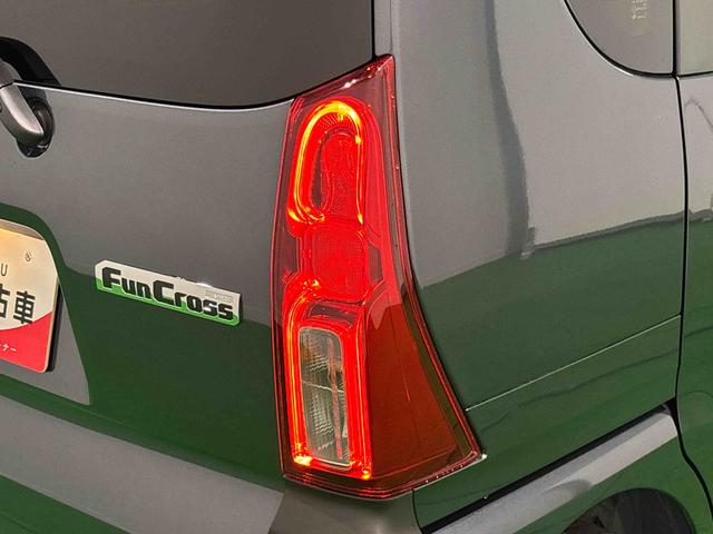 タントファンクロスターボLEDオートライト パワースライドドアウェルカムオープン機能 電動パーキングブレーキ 運転席助手席シートヒーター アルミホイール キーフリーシステム オート電動格納式ドアミラー(広島県)の中古車