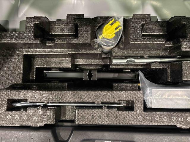 タントＸ　両側スライド片側電動スライドドア　キーフリーシステム純正ナビ装着用アップグレードパック　運転席・助手席シートヒーター　運転席ロングスライドシート　オートライト　格納式リヤドアサンシェード　運転席シートリフター　チルトステアリング（広島県）の中古車