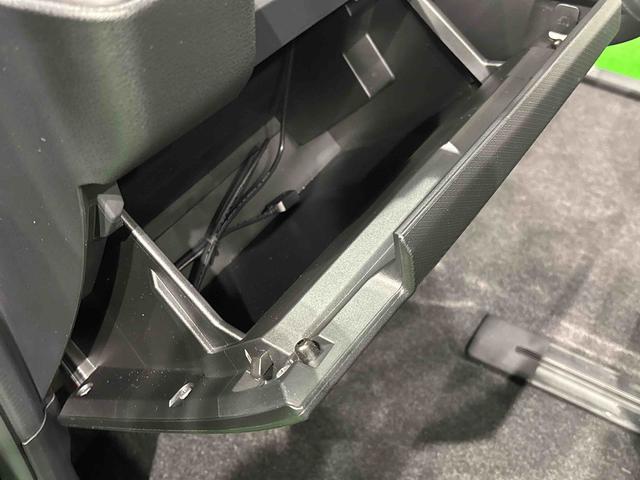 タントファンクロス バックカメラ付き オーディオ シートヒーターLEDオートライト パワースライドドアウェルカムオープン機能 オート電動格納式ドアミラー 助手席ロングスライド 助手席イージークローザー アルミホイール キーフリーシステム(広島県)の中古車