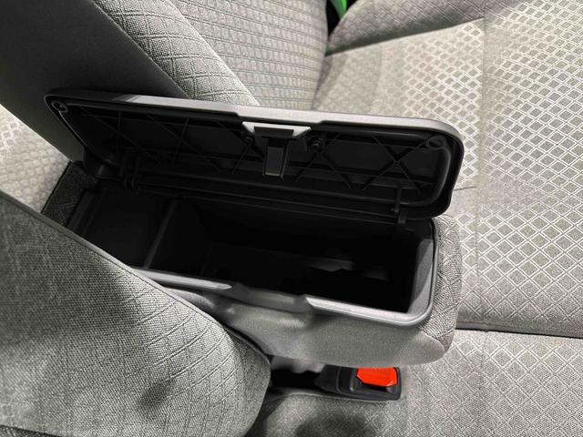 タントＸ　　６．８ディスプレイオーディオ　車検受渡しＬＥＤオートライト　パワースライドドアウェルカムオープン機能　電動パーキングブレーキ　運転席助手席シートヒーター　　フルホイールキャツプ　キーフリーシステム　　オート電動格納式ドアミラー（広島県）の中古車