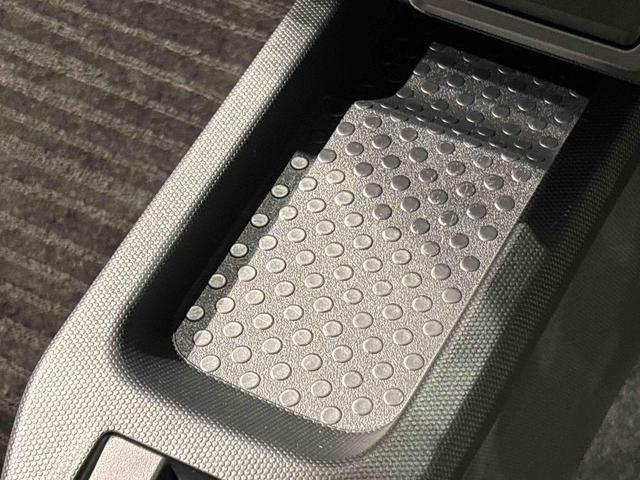 タフトＧ　ダーククロムベンチャー　運転席・助手席シートヒーター純正ナビ装着用アップグレードパック　オートライト　電動パーキングブレーキ＋オートホールドブレーキ機能　ＬＥＤヘッドランプ　運転席シートリフター　チルトステアリング　キーフリーシステム（広島県）の中古車