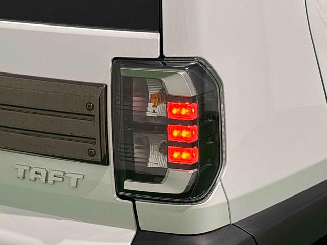 タフトＧ　ダーククロムベンチャー　運転席・助手席シートヒーター純正ナビ装着用アップグレードパック　オートライト　電動パーキングブレーキ＋オートホールドブレーキ機能　ＬＥＤヘッドランプ　運転席シートリフター　チルトステアリング　キーフリーシステム（広島県）の中古車