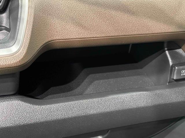 ムーヴＧ　バックモニター対応　片側電動スライドドアＬＥＤオートライト・フォグランプ　電動パーキングブレーキ　プッシュボタンスタート　セキュリティアラーム　バックカメラ　片側電動スライドドア　オート電動格納式ドアミラー（広島県）の中古車