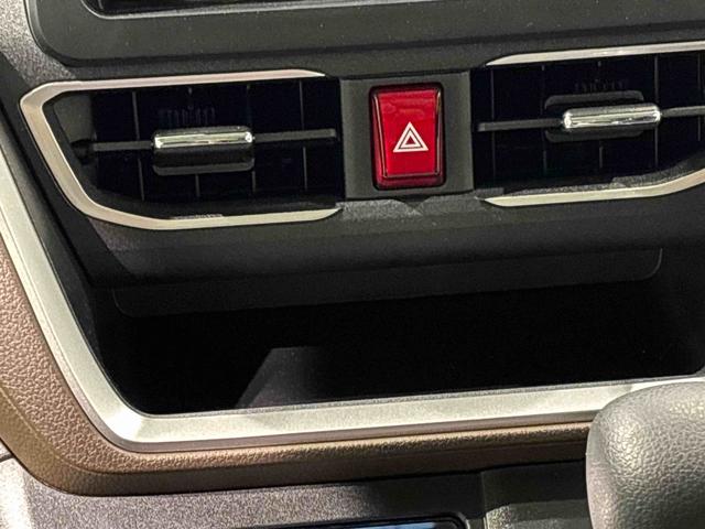ムーヴG バックモニター対応 片側電動スライドドアLEDオートライト・フォグランプ 電動パーキングブレーキ プッシュボタンスタート セキュリティアラーム バックカメラ 両側パワースライドドアウエルカムオープン機能 オート電動格納式ドアミラー(広島県)の中古車
