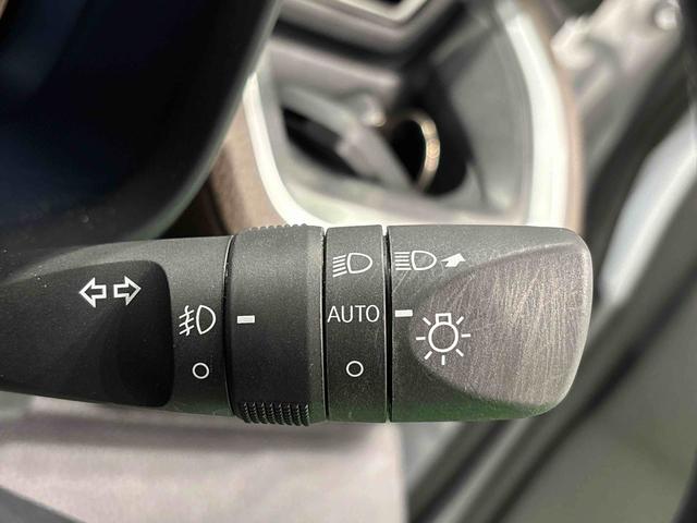 ムーヴG バックモニター対応 片側電動スライドドアLEDオートライト・フォグランプ 電動パーキングブレーキ プッシュボタンスタート セキュリティアラーム バックカメラ 両側パワースライドドアウエルカムオープン機能 オート電動格納式ドアミラー(広島県)の中古車