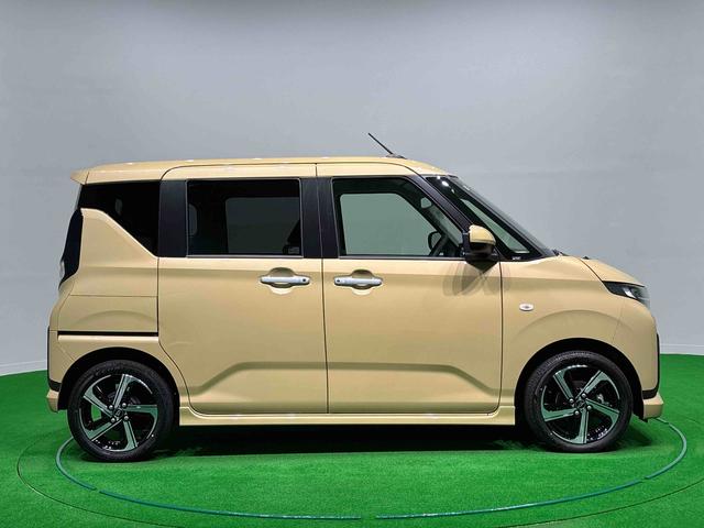 ムーヴRSLEDオートライト・フォグランプ 電動パーキングブレーキ プッシュボタンスタート セキュリティアラーム バックカメラ 両側パワースライドドアウエルカムオープン機能 オート電動格納式ドアミラー(広島県)の中古車
